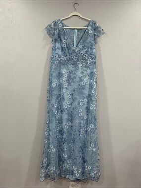 Mac Duggal 68192 Blue Size 16 NEW